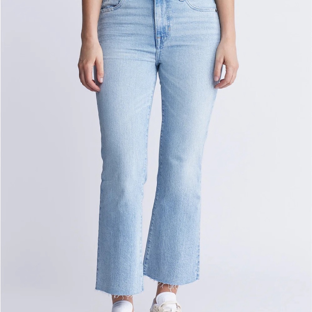 Buffalo Kim Kick Crop Women’s Jeans in Vintage Blue - 29/30